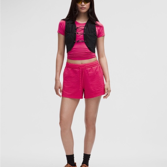 NWT Pink Lululemon Women's Shorts Size 8 - Picture 2 of 4